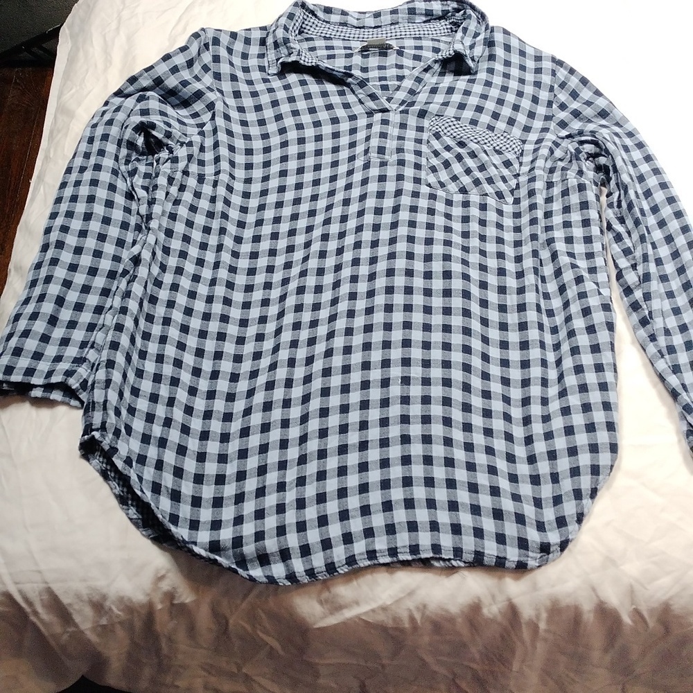 Christopher & Banks women's large sized top